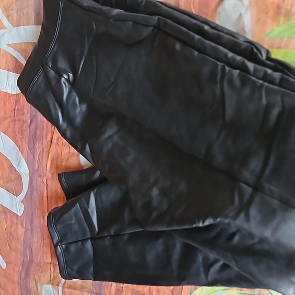 S Express leather looking pants - Picture 7 of 7
